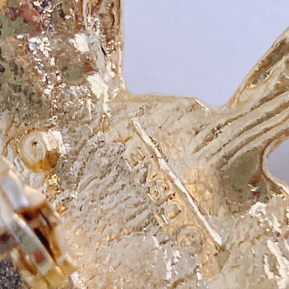 Signed Disney Christmas Tree Brooch Gold Tone Red Rhinestones Hidden Mickey VTG - Picture 12 of 12